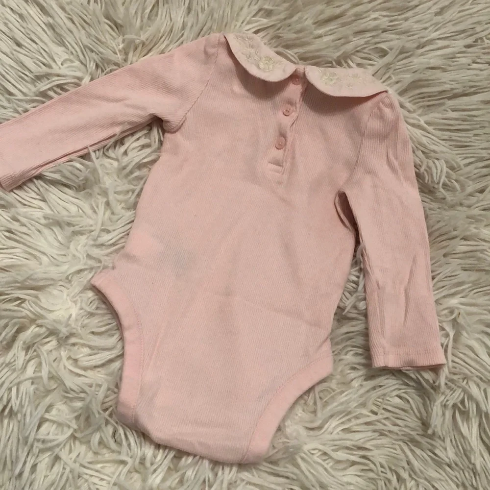 GAP black bottom